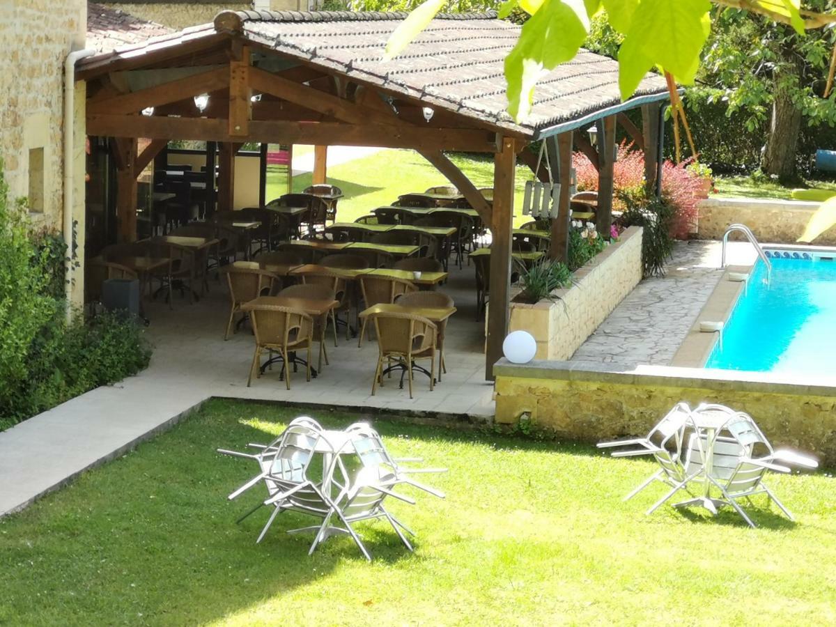 Hotel Le Relais Du Touron Carsac-Aillac Exterior photo